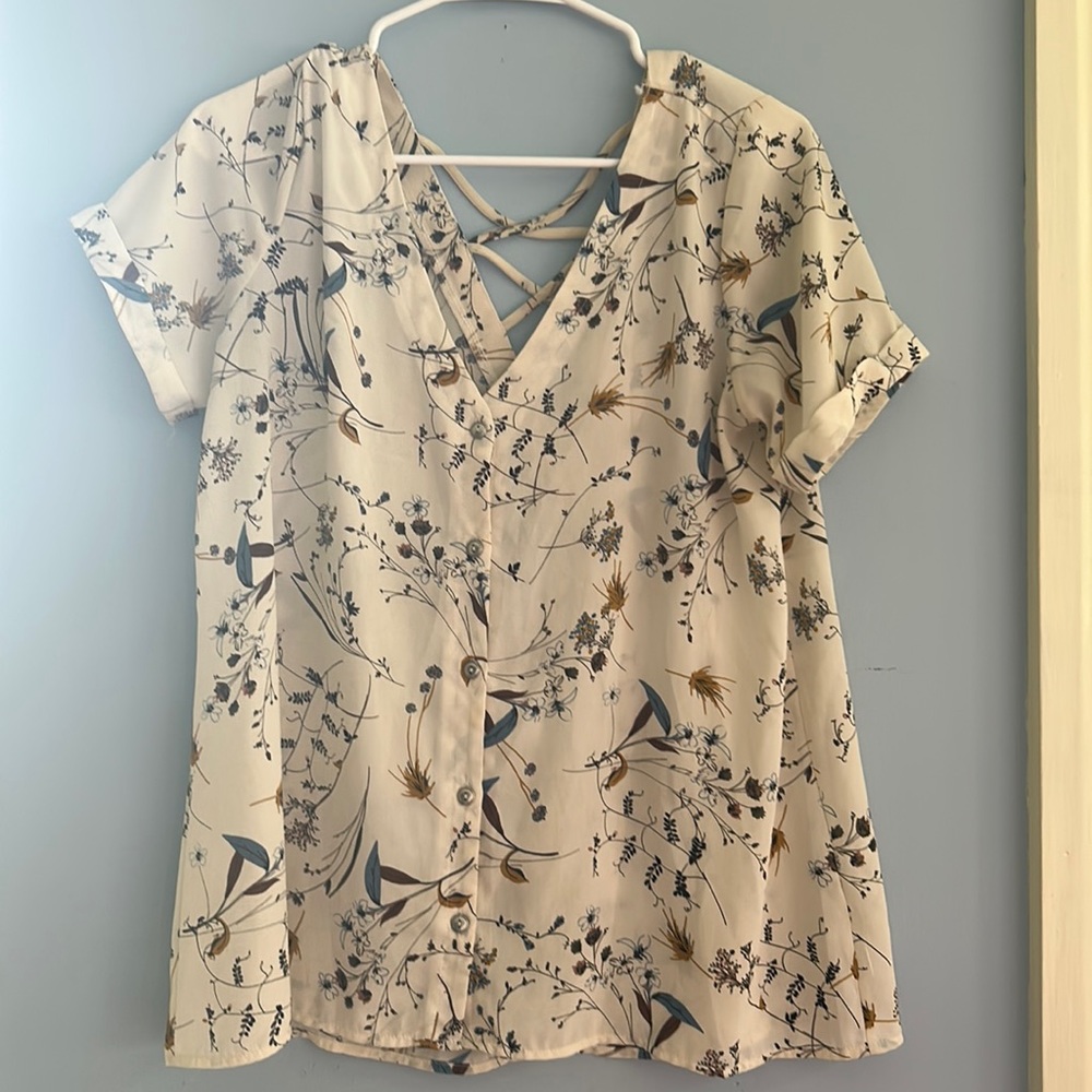 floral lightweight tee